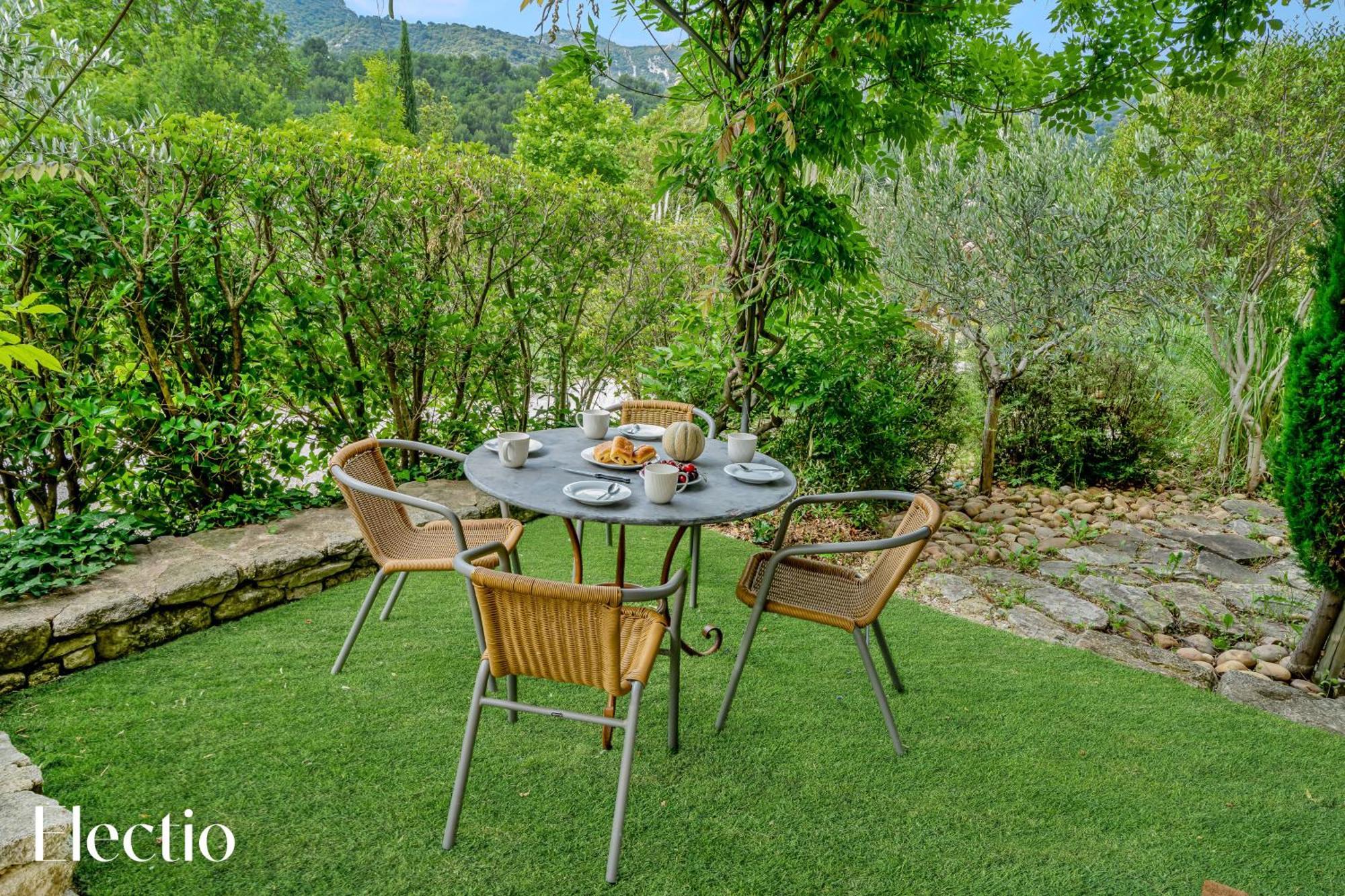 Residence Les Petitons Oppède Pokoj fotografie