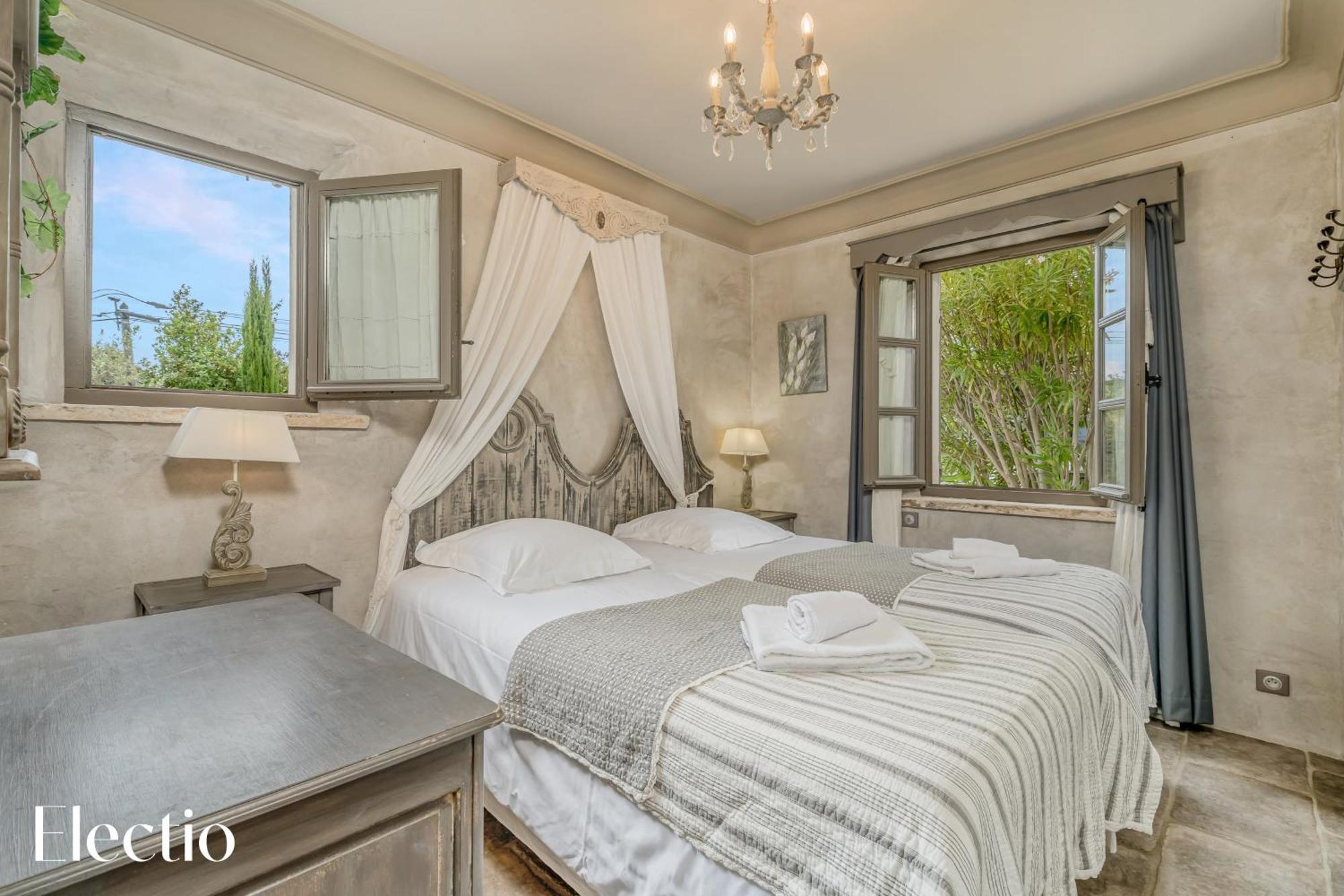 Residence Les Petitons Oppède Pokoj fotografie
