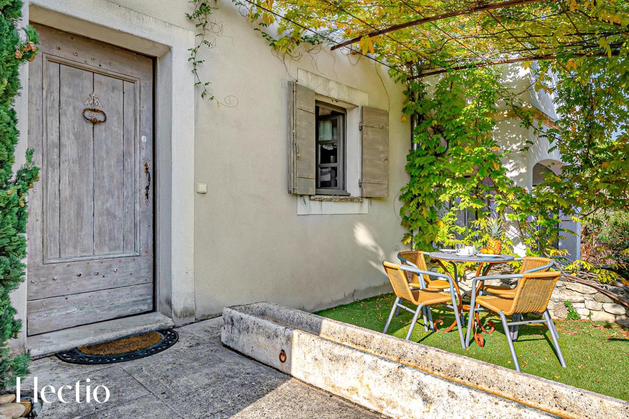 Residence Les Petitons Oppède Exteriér fotografie